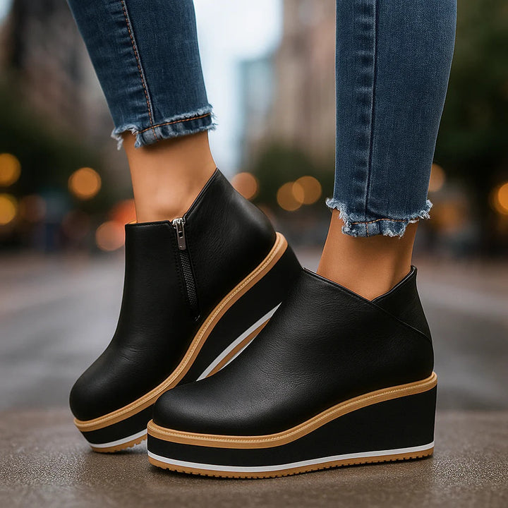 Clotilde - Soft-Touch-Keilstiefeletten