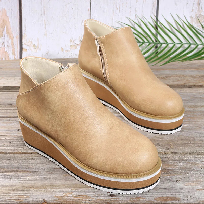 Clotilde - Soft-Touch-Keilstiefeletten