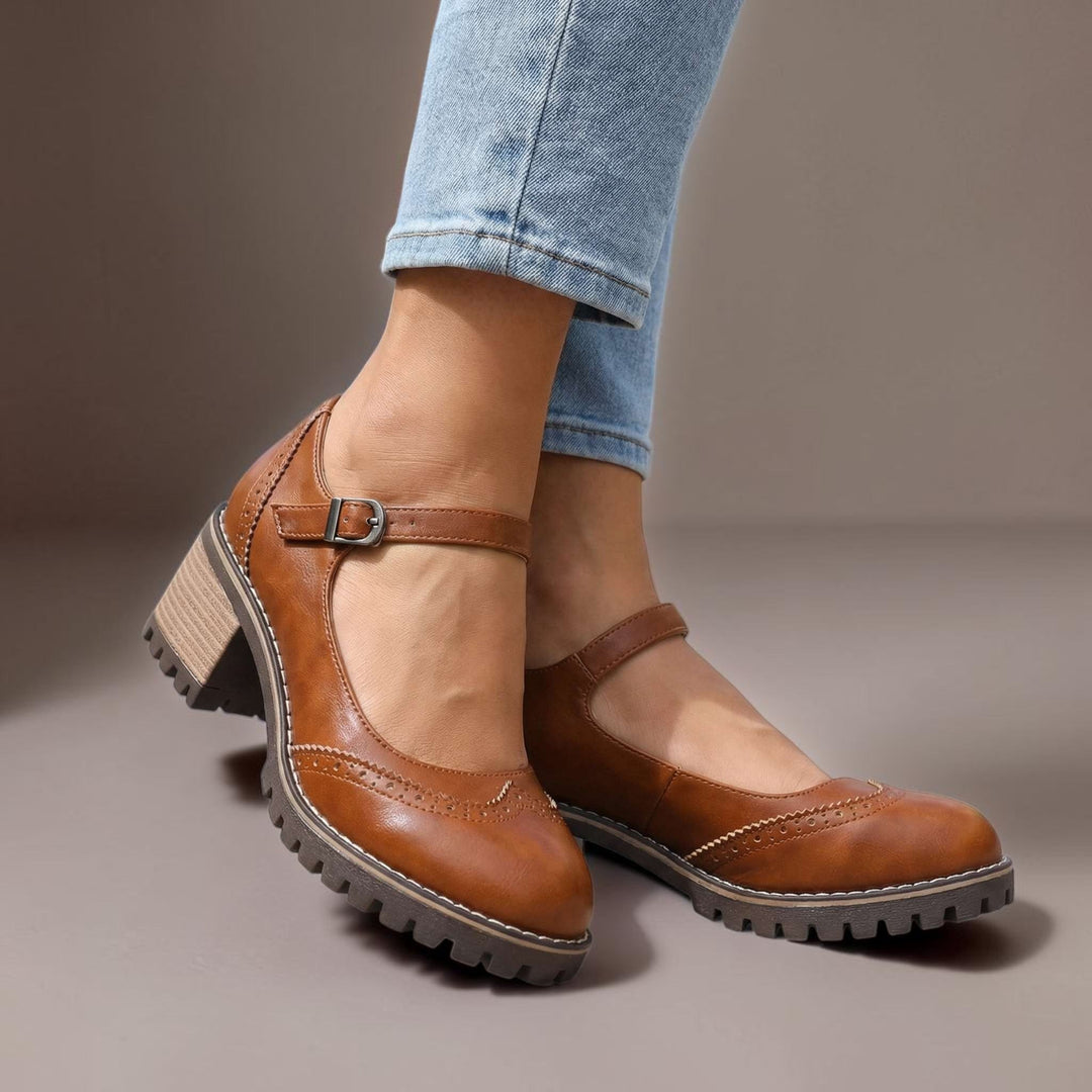 Ilyra - Blockabsatz-Schuhe mit Riemchen und Schnalle